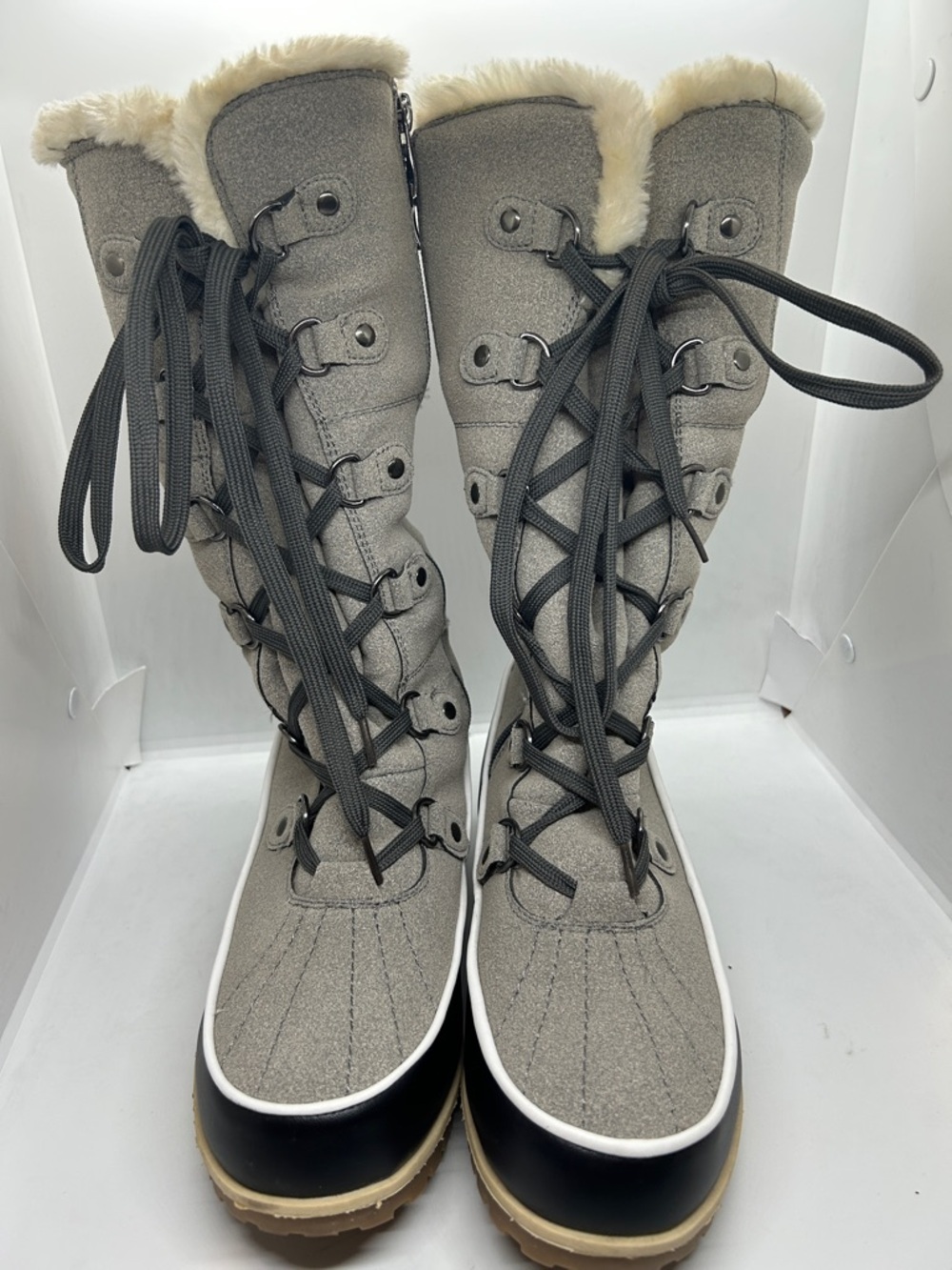 Women's APRES BY LAMO Gray Lace-Up Faux-Fur Winter Non-Slip Boots Size 11